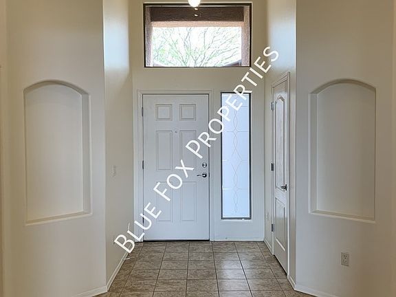 4th image of 11921 N Cantata Dr