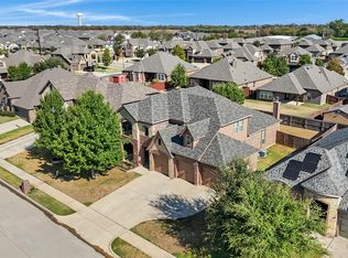 288 Hilltop Dr, Justin, TX 76247