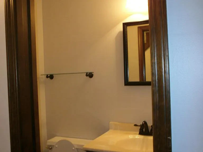 1702 Maynard Dr — Photo 3