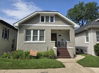 1157 S Ridgeland Ave, Oak Park, IL 60304