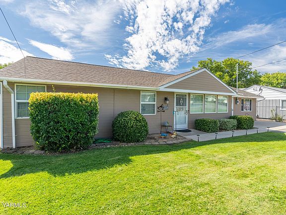3204 Butterfield Rd Yakima WA-6>