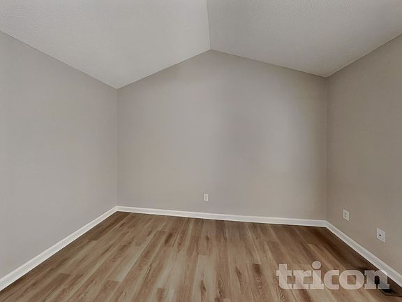 2nd image of 149 Cambridge Elm Dr