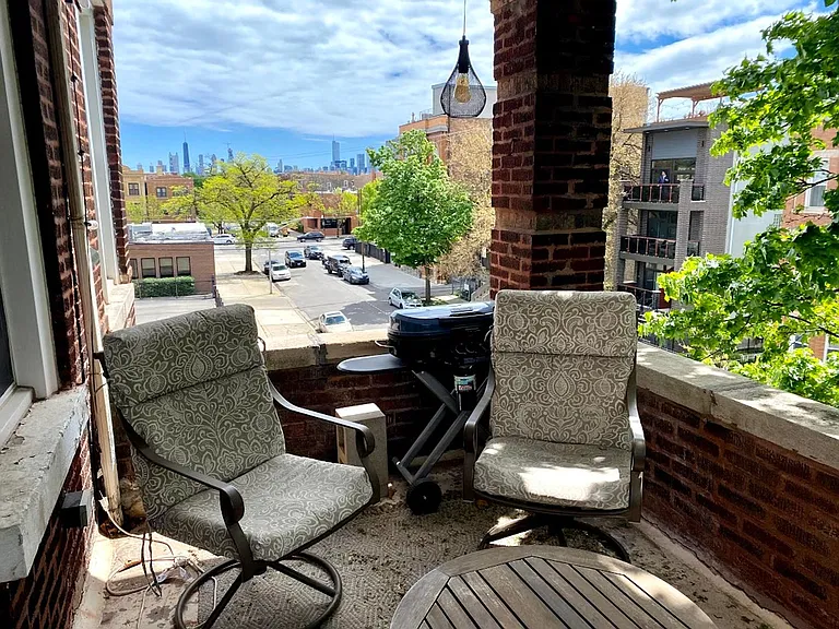 2428 W Walton St #3 — Photo 17