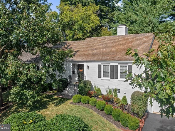 1119 Queens Way, West Chester, PA 19382