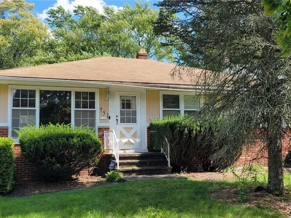 751 McKinley Ave, Bedford, OH 44146