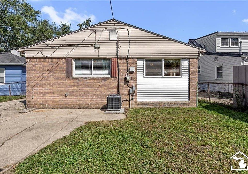 13637 Wright St, photo 20