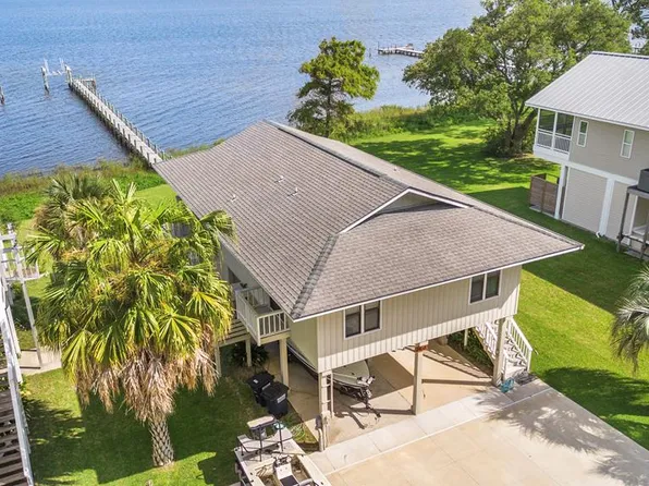 2468 Highway 98 W, Carrabelle, FL 32322