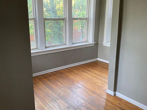 3rd image of 2220 N Saint Louis Ave APT 2