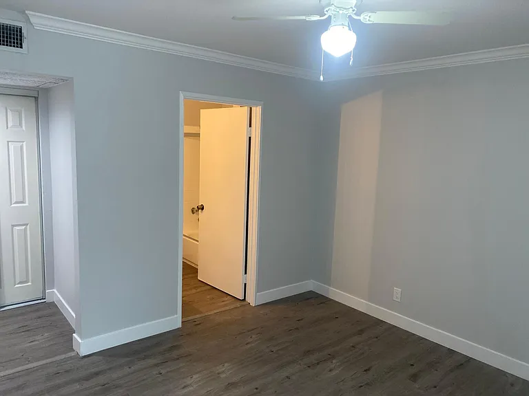 6018 Barton Ave #6 — Photo 6