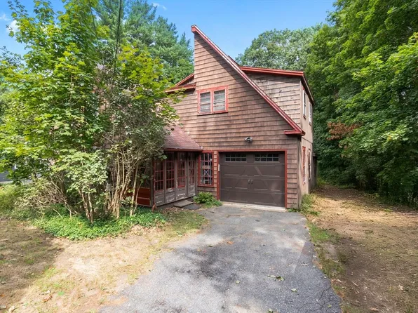 177 Topsfield Rd, Ipswich, MA 01938