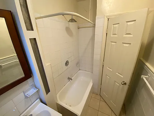 Rented by Reyes & Elsamad Real Estate Group | media 12