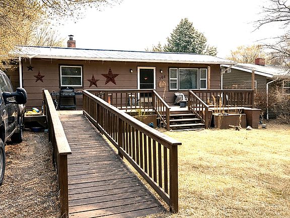 2nd image of 306 10th Ave