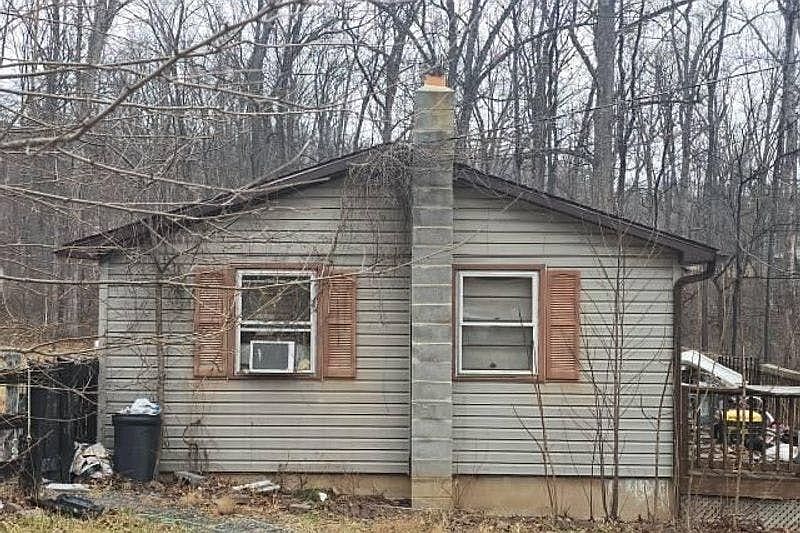1st image of 304 Shenandoah Trl