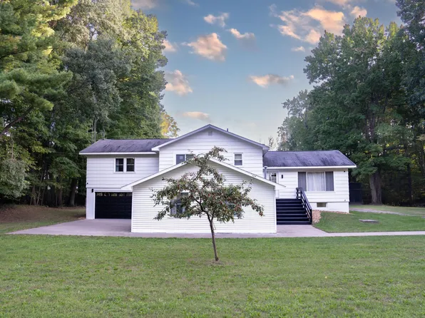 1859 W Hansen Rd, Scottville, MI 49454