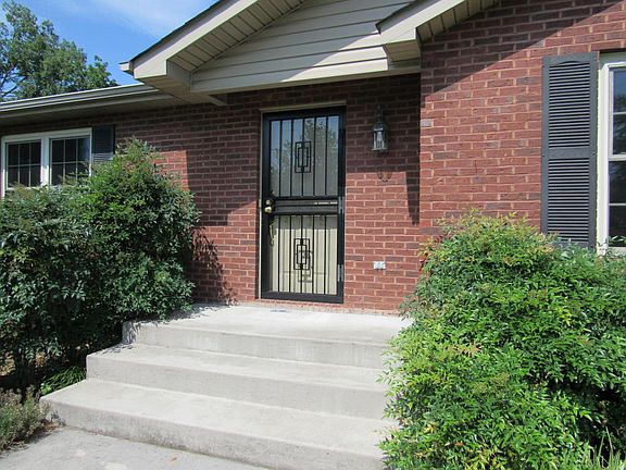 4th image of 4719 Zirkle Dr