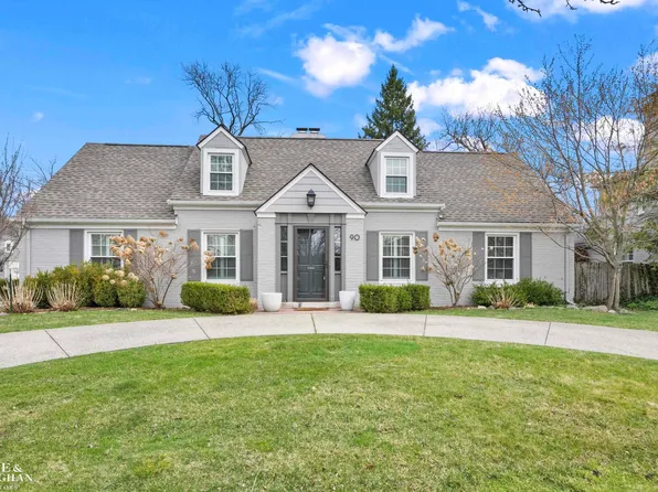 90 Stanton Ln, Grosse Pointe Farms, MI 48236