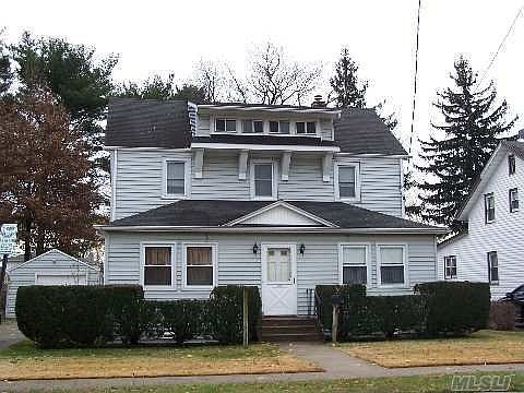 5th image of 137 W Marie St