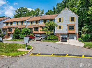 4807 Stonehedge Rd, Edison, NJ 08820