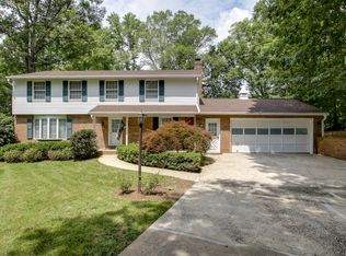901 Munday Ct, Charlotte, NC 28270