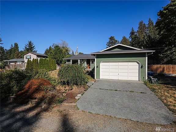 2nd image of 19910 Marine Dr