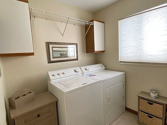 5th image of 1237 Clubhouse Dr