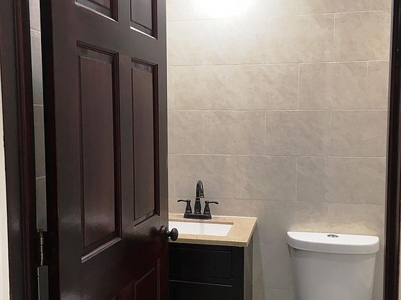 4th image of 92-61 Edmore Ave #1DP