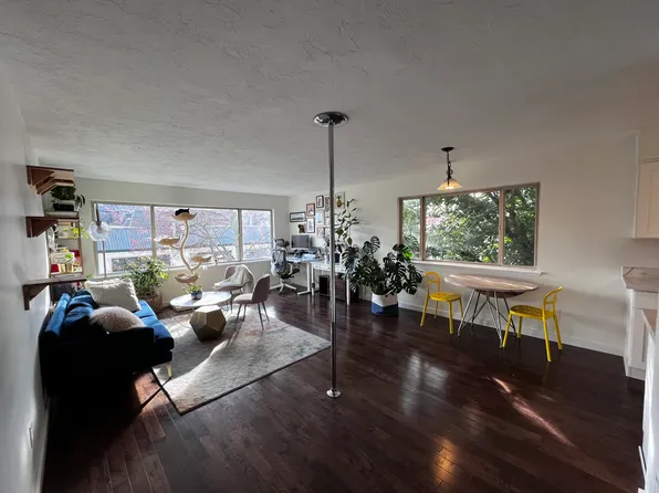 3401 Albion Pl N APT 3, Seattle, WA 98103