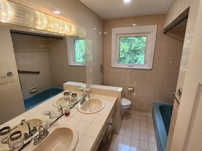 6 Blithfield Ave #MAIN — Photo 21