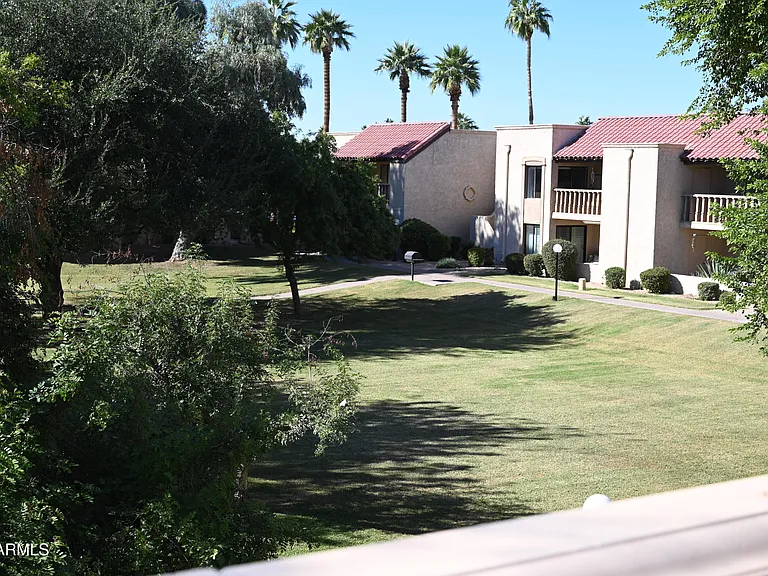 8649 E Royal Palm Rd #225 — Photo 26
