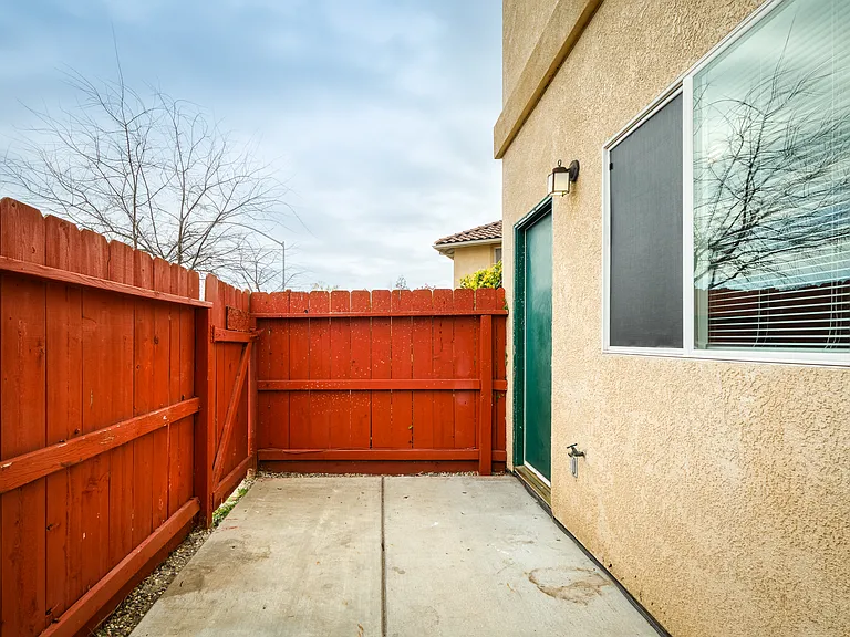 Morgan Manor - Lexar Drive — Photo 20