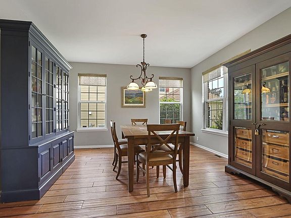 3rd image of 7305 148th AVENUE
