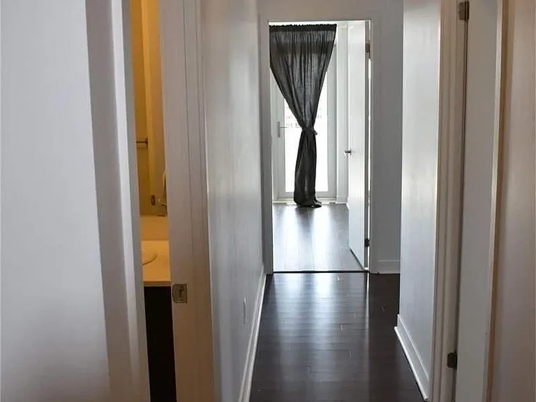 365 SW Prince Of Wales Dr #1705 — Photo 4
