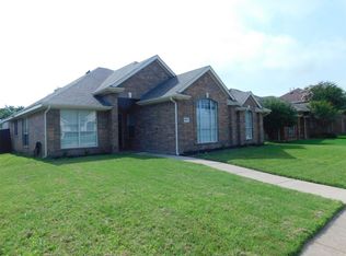 4820 Thames Dr, Grand Prairie, TX 75052