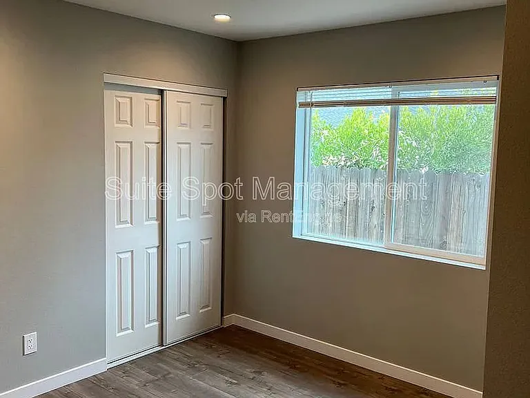 456 N Batavia St #456 — Photo 20