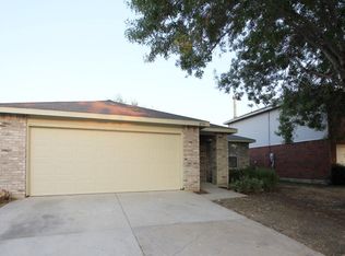 8733 Hunters Point Way, Fort Worth, TX 76123
