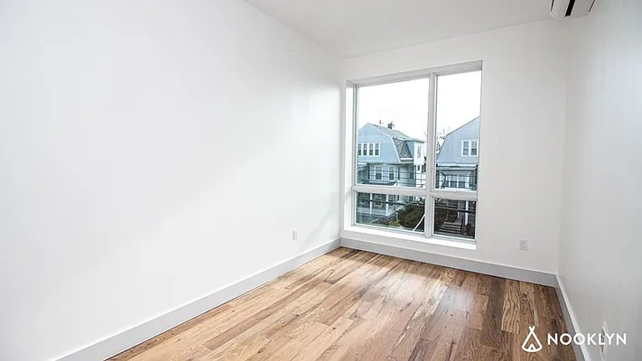 Rented by Nooklyn NYC LLC | media 25