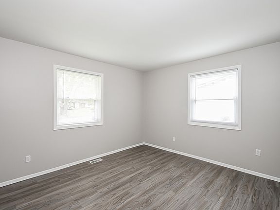 5th image of 10213 Catalina Dr