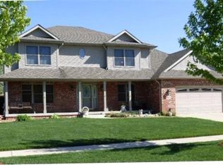 10603 Northcote Dr, Saint John, IN 46373