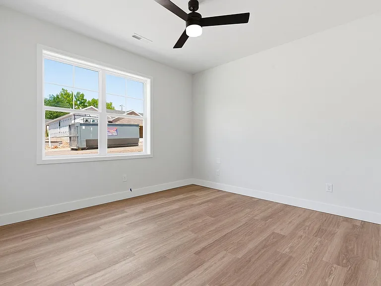 4423 S Reed Ave — Photo 14