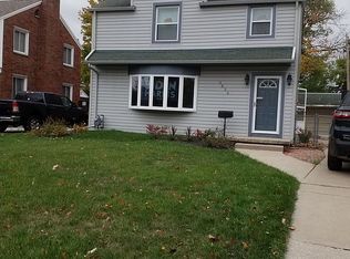 3839 Beverly Dr, Toledo, OH 43614