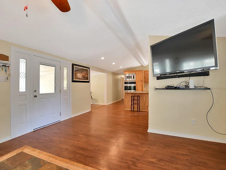 29115 Cherokee Ln — Photo 13