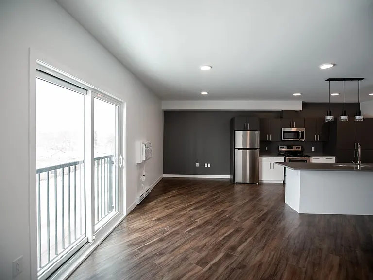 615 Kimberly Ave — Photo 7