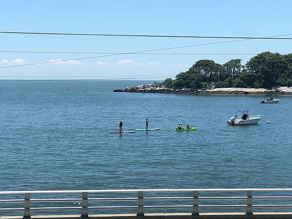 27 Middle Beach Road