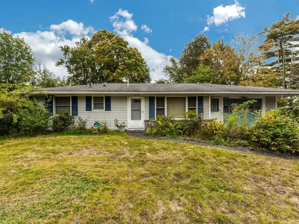 105 Dagmar Dr, Brockton, MA 02302