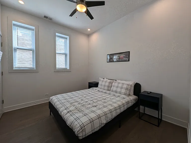 2120 W Belmont Ave #3F — Photo 5