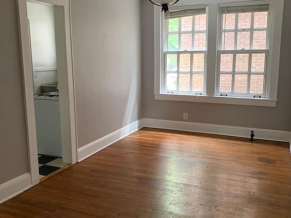 3rd image of 799 Argonne Ave NE #2