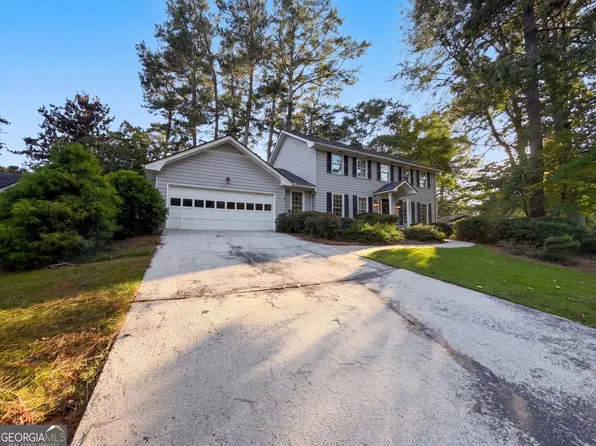 1127 Aurora Ct, Dunwoody, GA 30338