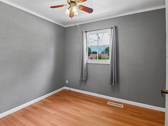 5th image of 1504 Porter Ave
