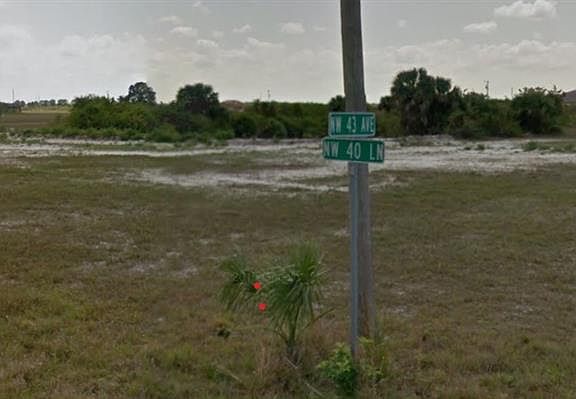 5th image of 4029 NW 43rd Ave