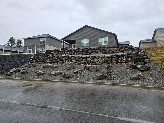 3rd image of 8018 S Avery Rd